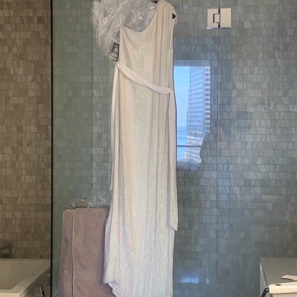 White retrofete sequin gown - Picture 5 of 7